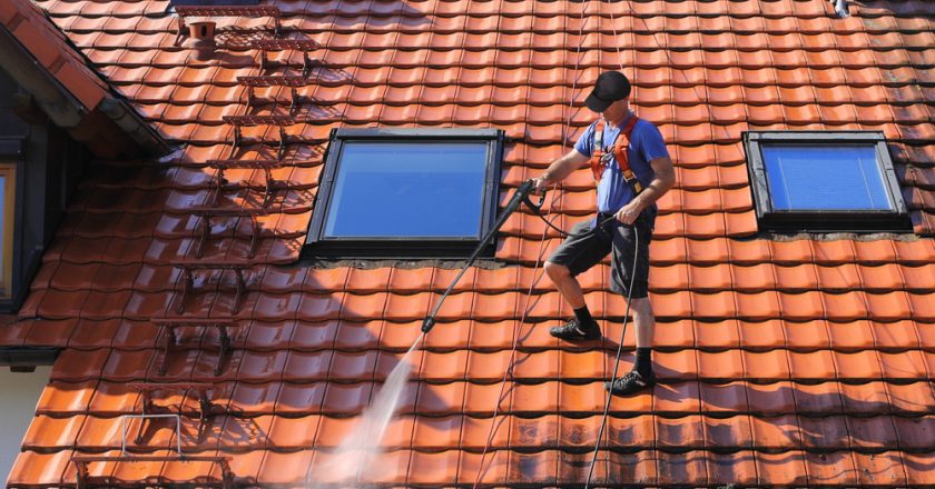 The Benefits of Soft Washing Your Roof Instead of Pressure Washing